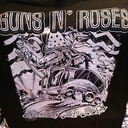 Tour Tee